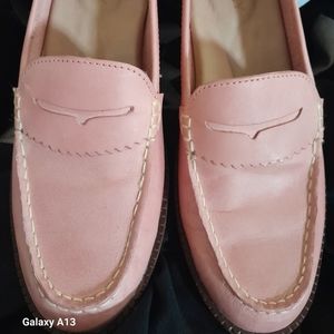 Sperry Top Sider peach/pink color , size 7. Never been worn